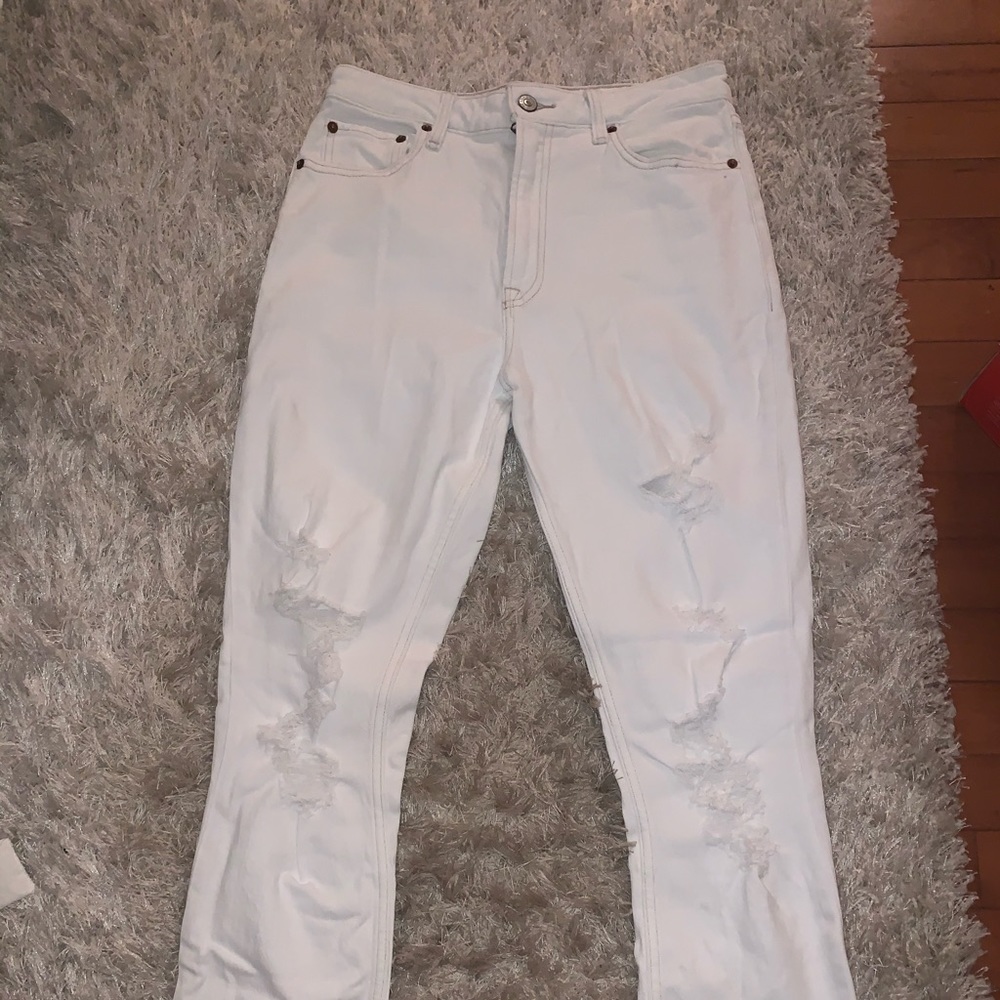 American Eagle high waisted white ripped jeans